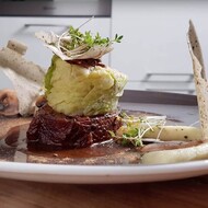 Amused Food & Wine (ALLEEN WO & DO)