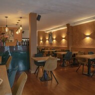 Laziz Restaurant