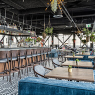 Mondi Pianobar &amp; Restaurant at SKYBAR 747