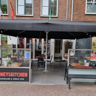 Stoneyskitchen Tiel